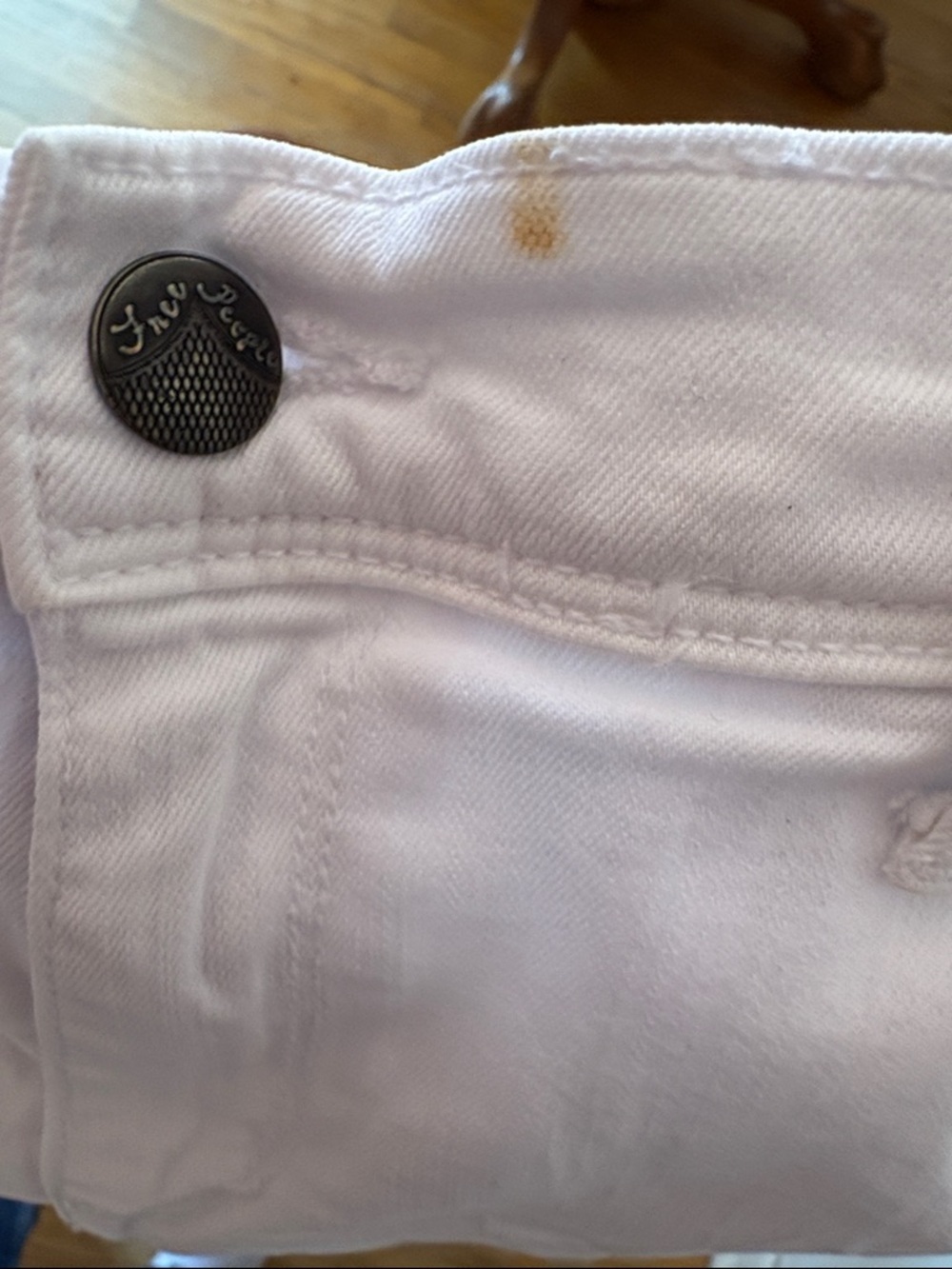 VCG - 31 FREE PEOPLE Y2K  straight leg
White Skinny Jeans - Classic Stretch Fit - Picture 4 of 5